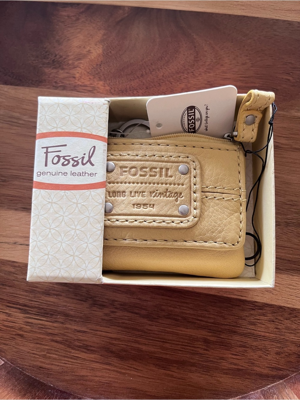VTG Y2K Fossil Yellow NWT Mercer Leather Zip Coin Purse with Keychain and ID
